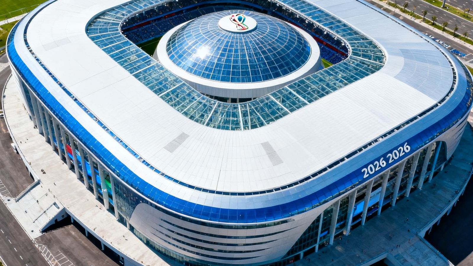 2026世界杯举办城市体育场建设进度航拍图，展示现代化场馆外观